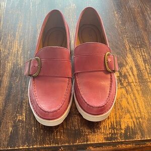 Born Pink Leather Slip-On loafers